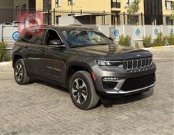 جیپ گراند شیرۆکی